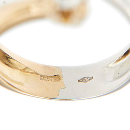 https://api-ledial.emberware.it/app/uploads/2026/04/39208-anello-contrarie-due-ori-diamanti-brillanti_10.jpg