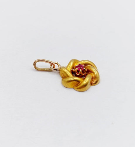 Pendentif Pendentif fleur antique en or 18k et rubis 58 Facettes A06858