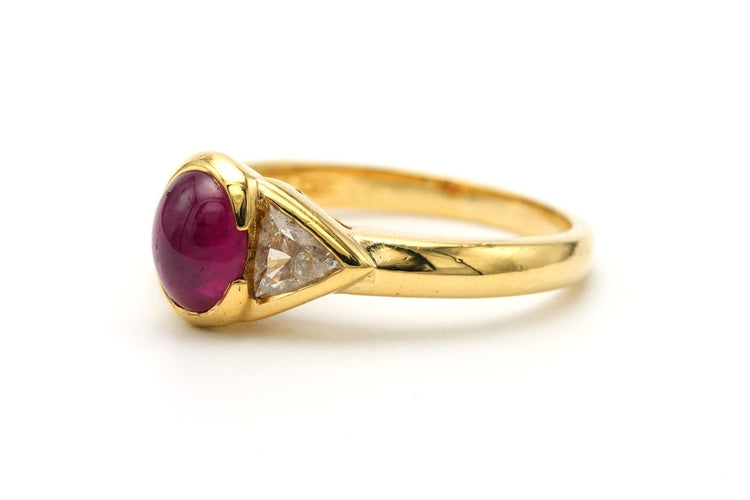 Bague 55 Bague contemporaine en or jaune avec rubis et diamants 58 Facettes 23347