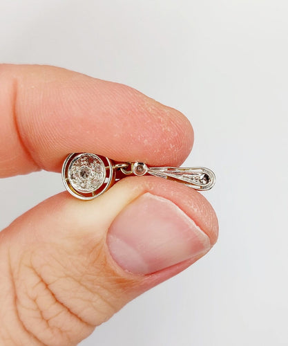 77025a6c-806c-4056-2a66-c2b5bf77fe00