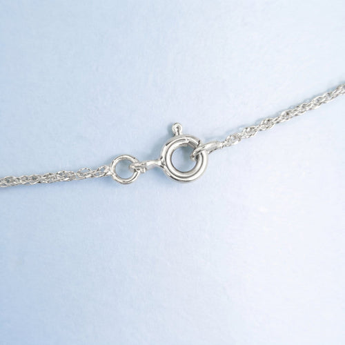 Collier Collier fleur en or blanc 18 carats avec nacre et perle de culture 58 Facettes 1777