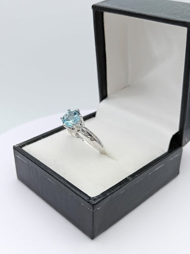 Bague 49 Bague solitaire vintage en platine avec aigue-marine et diamants 58 Facettes Valoir/250