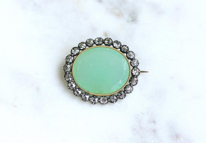 Broche Broche ancienne chrysoprase et diamants en or rose et argent 58 Facettes
