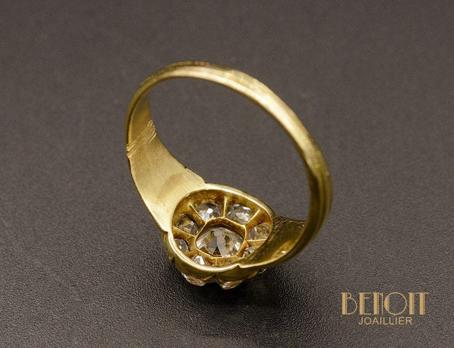 Bague 58 Marguerite - Bague ancienne en or jaune 750 diamants 58 Facettes A10234