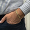 https://api-ledial.emberware.it/app/uploads/2026/04/35766-bracciale-uomo-due-ori-Unoaerre_indossato_sito-51.jpg
