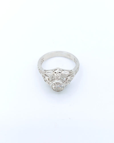 Bague 54 Bague solitaire Art déco en or blanc et diamants 58 Facettes A11351