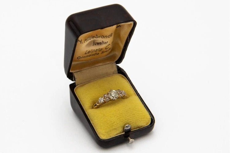 Bague 54 Bague - Diamant taille ancienne 1,20 ct en or jaune 58 Facettes 9601