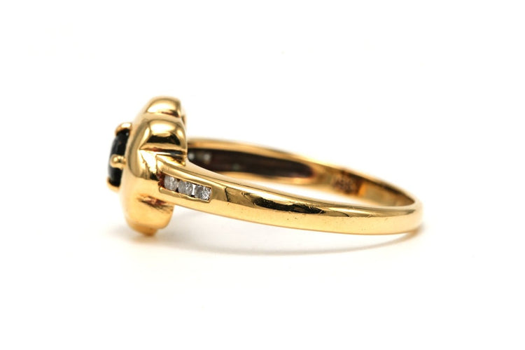 Bague 54 Bague en or jaune 18 carats, saphir et diamants 58 Facettes B855