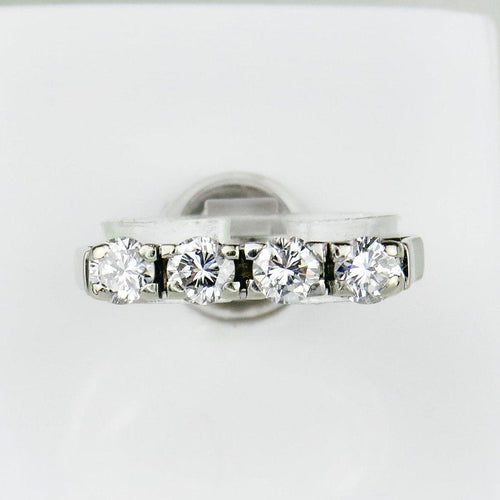 https://cdn.shopify.com/s/files/1/0442/6560/3235/products/traumhafter-halb-memory-ring-aus-14-karat-weissgold-mit-4-diamanten-honey-decoration-1.jpg?v=1710846404