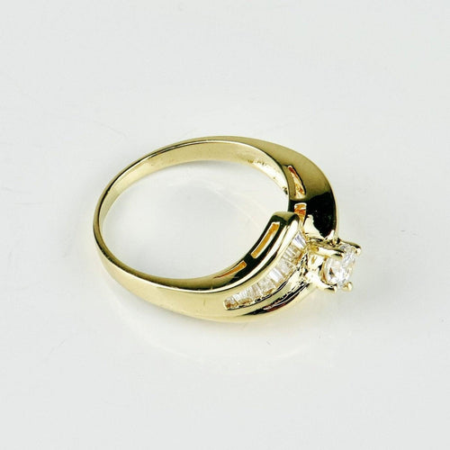 https://cdn.shopify.com/s/files/1/0442/6560/3235/products/prachtiger-18-karat-ring-mit-diamanten-honey-decoration-1.jpg?v=1710846034