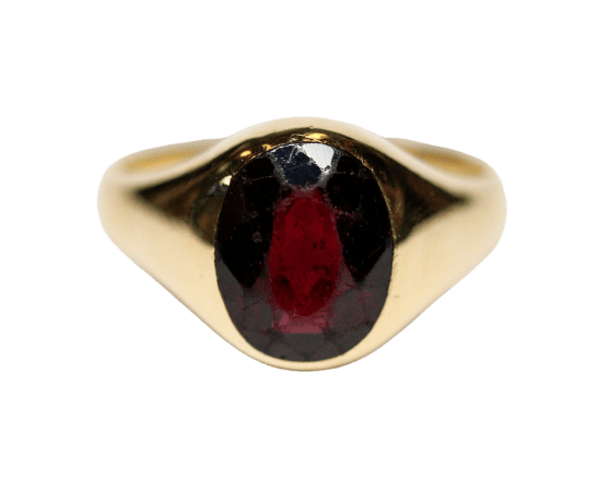Bague 59 Bague chevalière ancienne en or jaune et grenat 58 Facettes A12006