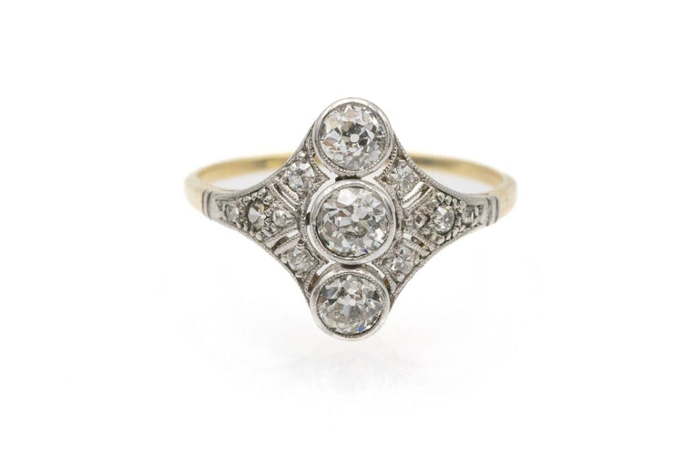 Bague 57 Art déco - Bague en or jaune, platine et diamants 58 Facettes 12024