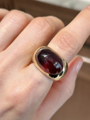 Bague 53 Pomellato - Bague en or jaune 18K et grenat 58 Facettes 257