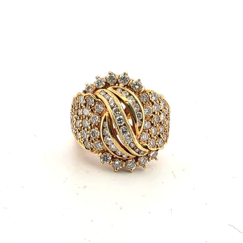 Bague 54 Bague en or jaune 18 kt pavée de diamants 58 Facettes 420 OC