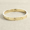 bracelet-cartier-love-modele-classique-or-jaune-et-diamants.jpg