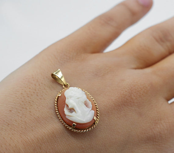 a9f410fb-3b0b-4562-1a82-4615d8795b00