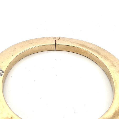 71fc7aa7-d9ac-48ff-c148-71fc9d3a9200