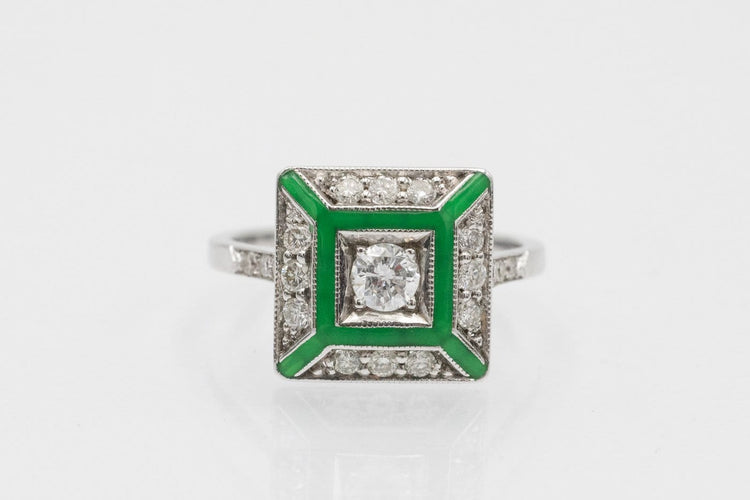 Bague 54 Bague en or blanc 750 avec diamants et émail vert 58 Facettes 12075