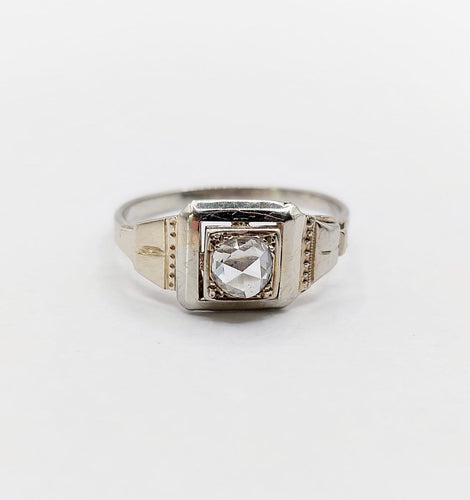Bague 54.5 Bague tank Art déco en or blanc 18k et diamant taille rose 58 Facettes A07019