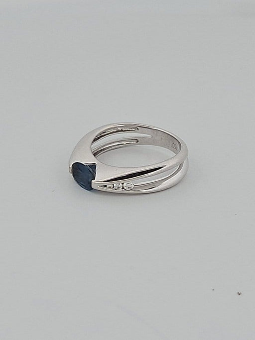 Bague 54 Bague saphir de Ceylan en or blanc 18 carats et diamants 58 Facettes RV CREATION - 2820023