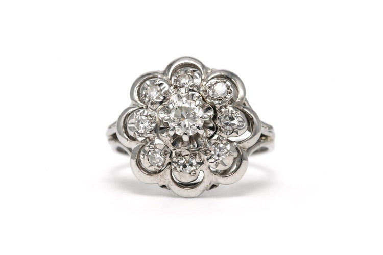 Bague 52 Bague années 50 en or blanc 18 carats et diamants 58 Facettes B859