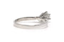 Bague 52 Bague contemporaine en or blanc 18 carats avec diamant taille brillant 58 Facettes 23721