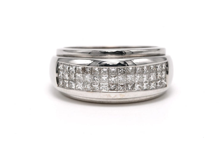 Bague 55 Bague contemporaine en or blanc 18 carats et diamants taille brillant 58 Facettes 23715