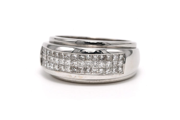 Bague 55 Bague contemporaine en or blanc 18 carats et diamants taille brillant 58 Facettes 23715