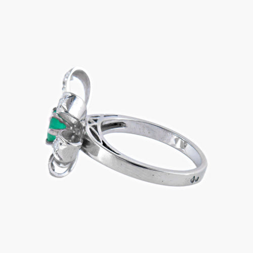 Bague 53 Nœud - Bague en or blanc diamants et émeraude 58 Facettes BO/0300812