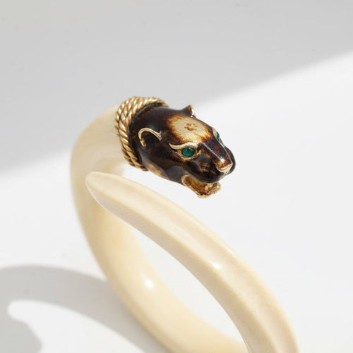 Bracelet Bracelet jonc animalier en ivoire et or jaune 18 carats 58 Facettes 1057/09