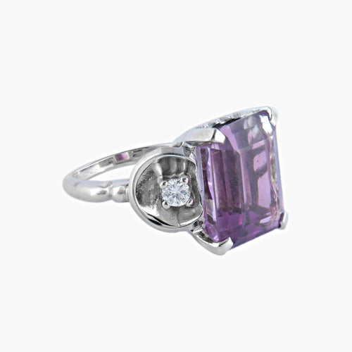 Bague 50 Victoire - Bague en or blanc avec améthyste et diamants 58 Facettes BO/220027