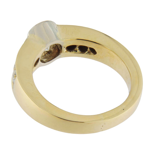 https://www.gioielleriaguidetti.it/wp-content/uploads/2026/04/G3920b-anello-vintage-guidetti-oro-diamanti-brillanti.jpg