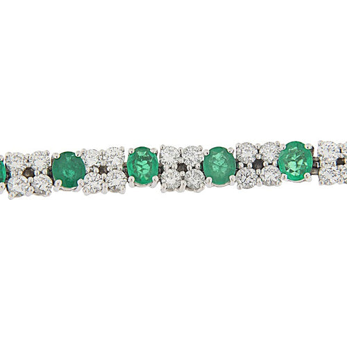 https://www.gioielleriaguidetti.it/wp-content/uploads/2026/04/G3919-bracciale-platino-smeraldi-diamanti-brillanti-3.jpg