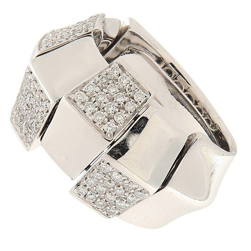 https://www.gioielleriaguidetti.it/wp-content/uploads/2026/03/G3908-anello-oro-bianco-diamanti-brillanti-2.jpg