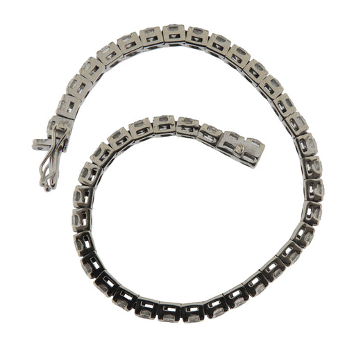 https://www.gioielleriaguidetti.it/wp-content/uploads/2026/03/G3905c-bracciale-tennis-guidetti-vintage-oro-diamanti-brillanti.jpg