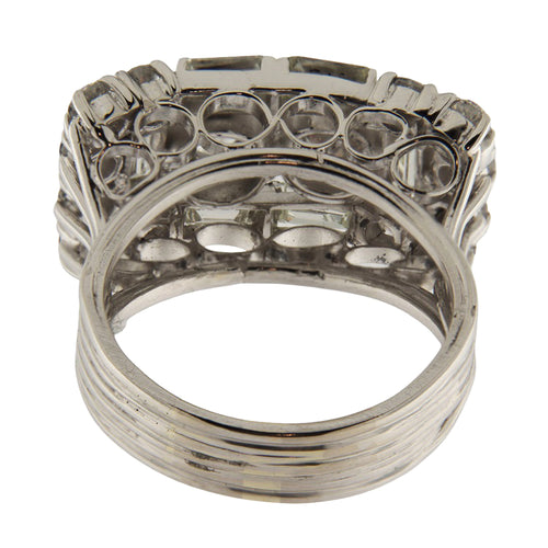 https://www.gioielleriaguidetti.it/wp-content/uploads/2026/03/G3903-anello-vintage-guidetti-oro-diamanti-brillanti-baguette.jpg