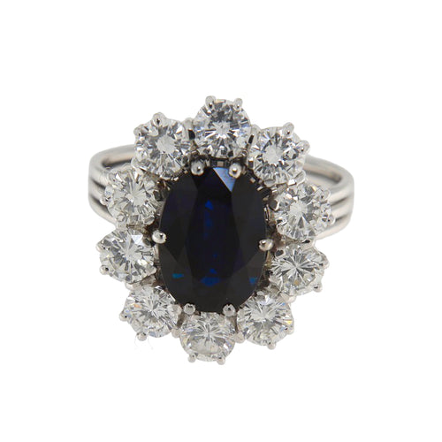 https://www.gioielleriaguidetti.it/wp-content/uploads/2026/04/G3933a-anello-zaffiro-guidetti-diamanti-vintage.jpg