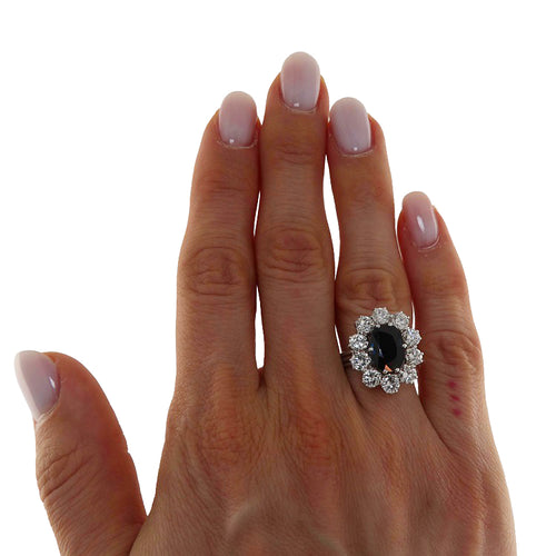 https://www.gioielleriaguidetti.it/wp-content/uploads/2026/04/G3933c-anello-zaffiro-guidetti-diamanti-vintage.jpg