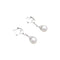 Boucles d'oreilles Boucles d'oreilles pendantes or blanc, diamants et perles. 58 Facettes 35595