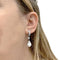 Boucles d'oreilles Boucles d'oreilles pendantes or blanc, diamants et perles. 58 Facettes 35595