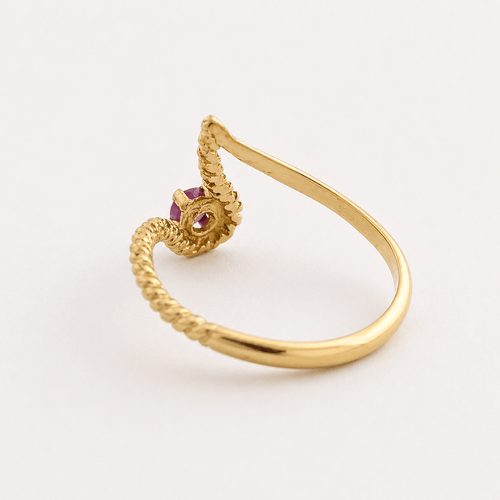 https://18carats.fr/wp-content/uploads/2026/04/36629-36646-Bague-vague-en-or-jaune-et-rubis.png