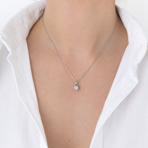 https://18carats.fr/wp-content/uploads/2026/04/36256-36538-Pendentif-Solitär-en-or-blanc-et-diamant.png