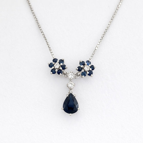 https://18carats.fr/wp-content/uploads/2026/04/36249-36252-Collier-en-or-blanc-diamant-et-saphir.png