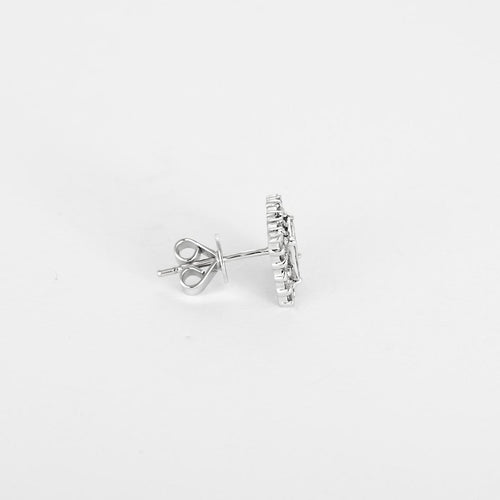Paire de Boutons d'oreilles en or gris, diamants princesse et diamants taillés en brillant 58 Facettes 260273
