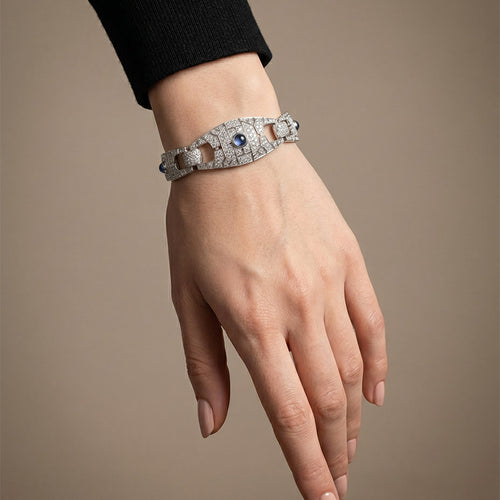 bracelet-or-blanc-saphirs-et-diamants-cabochon.jpg