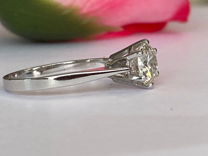 Bague 54 Bague de fiançailles solitaire - Or blanc 14 ct et diamant 1,24 ct 58 Facettes ring