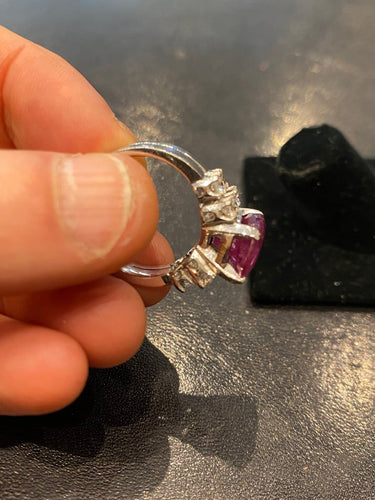 Bague 55 Bague - Rubis 5,23 ct en platine et diamants 58 Facettes LP199/168
