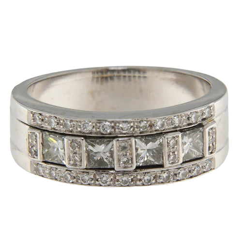https://www.gioielleriaguidetti.it/wp-content/uploads/2026/05/G3939-anello-vintage-oro-guidetti-diamanti.jpg