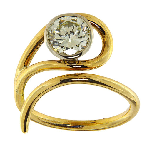 https://www.gioielleriaguidetti.it/wp-content/uploads/2026/04/G3934-anello-solitario-oro-giallo-bianco-diamante-brillante-4.jpg