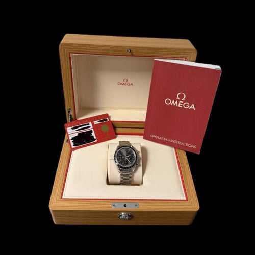 Montre Omega Montre Speedmaster Date Chronograph 58 Facettes MT46633